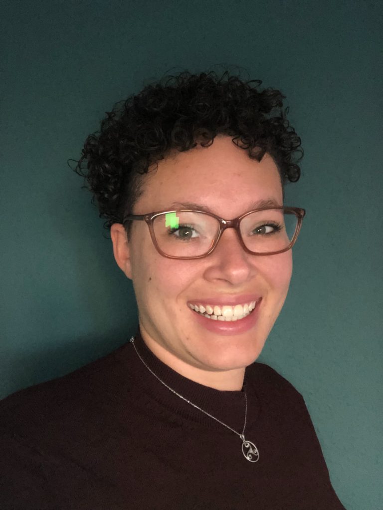 Bild Elternmappe 768x1022