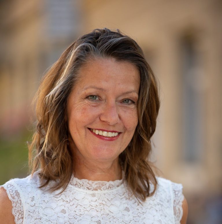 Profilbild6 by Martin Zentner 1 768x775