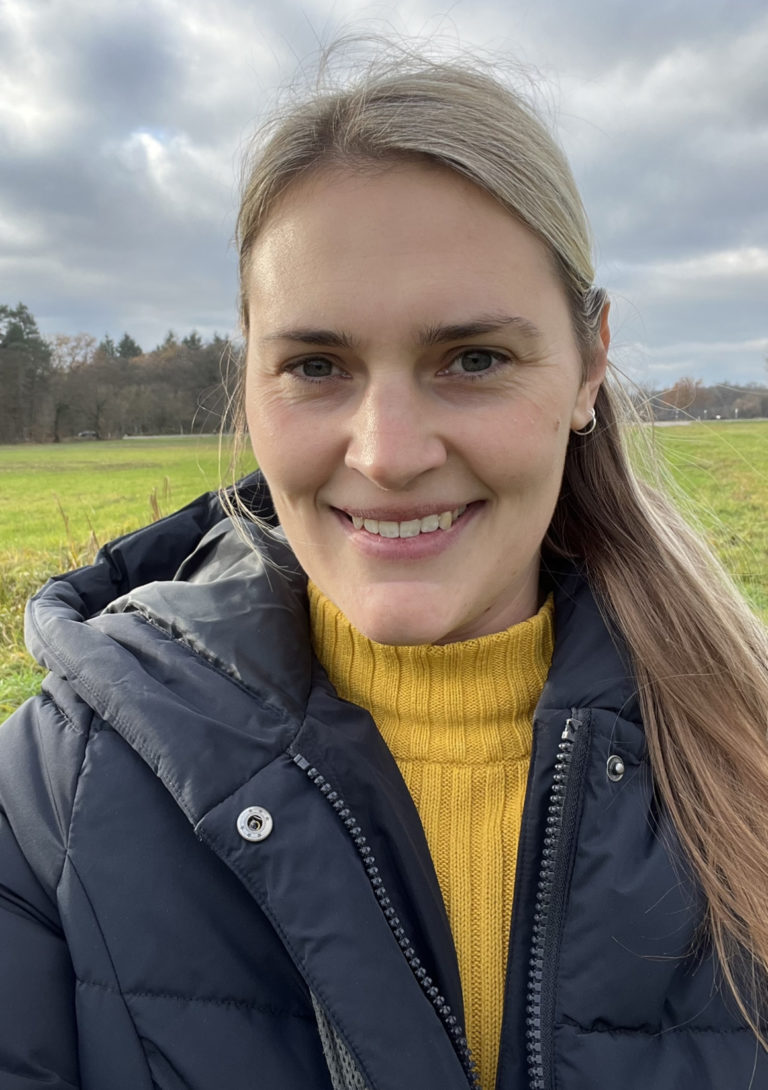 5C0BCE08 350C 4FCA 8CCA 0643C5B5716E 768x1090