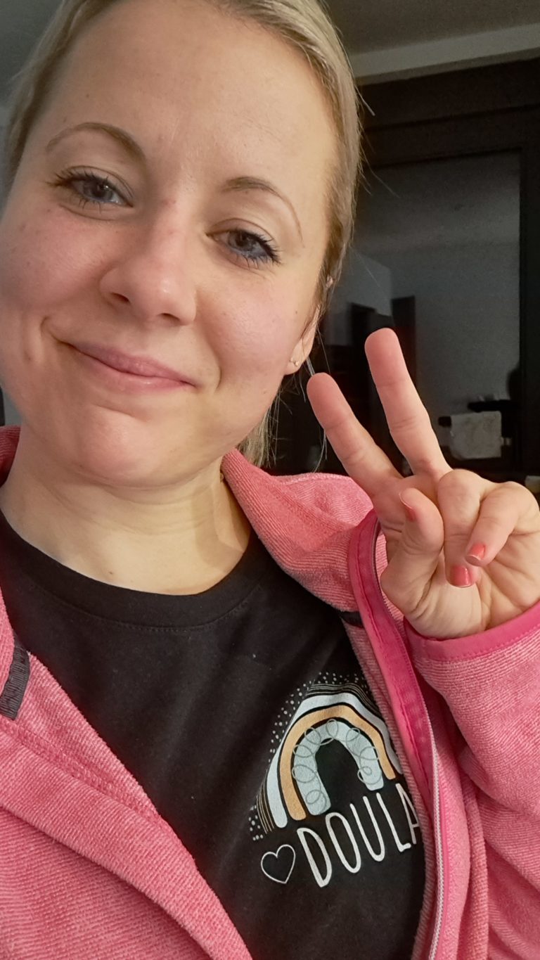 20230223 001518 768x1365